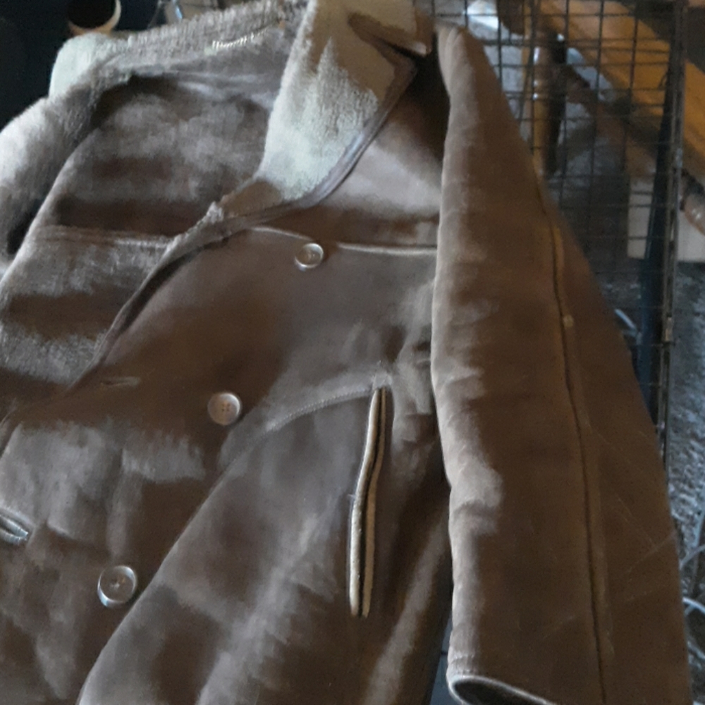 Leather jacket - Picture 4 of 6